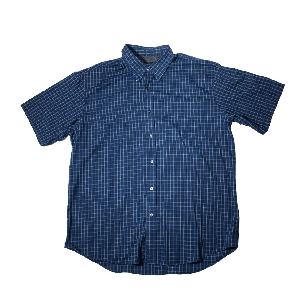 Van Heusen Easy-Care Mens Point Collar Short Sleeve Easy Care Dress Shirt